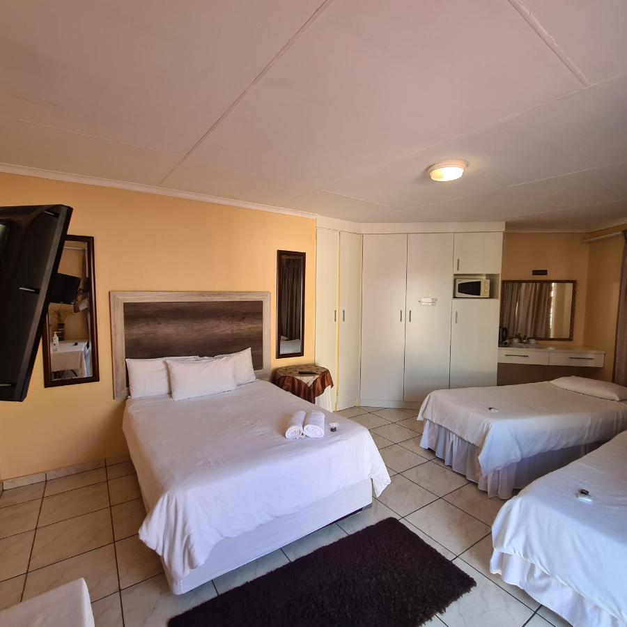 Ethen Guesthouse Polokwane Ngoại thất bức ảnh