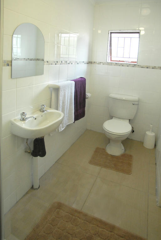 Ethen Guesthouse Polokwane Ngoại thất bức ảnh