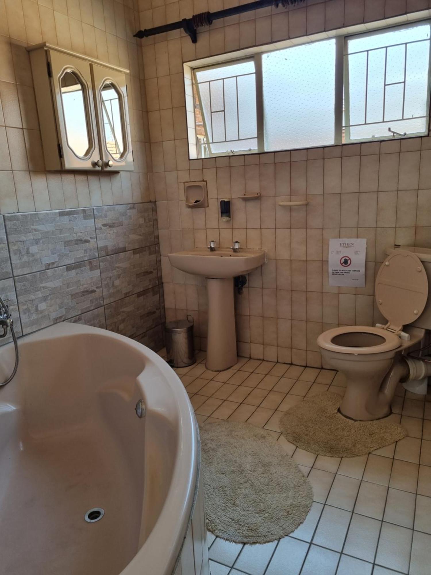 Ethen Guesthouse Polokwane Ngoại thất bức ảnh