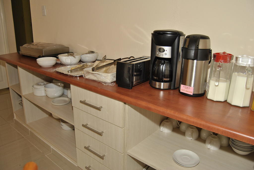 Ethen Guesthouse Polokwane Ngoại thất bức ảnh
