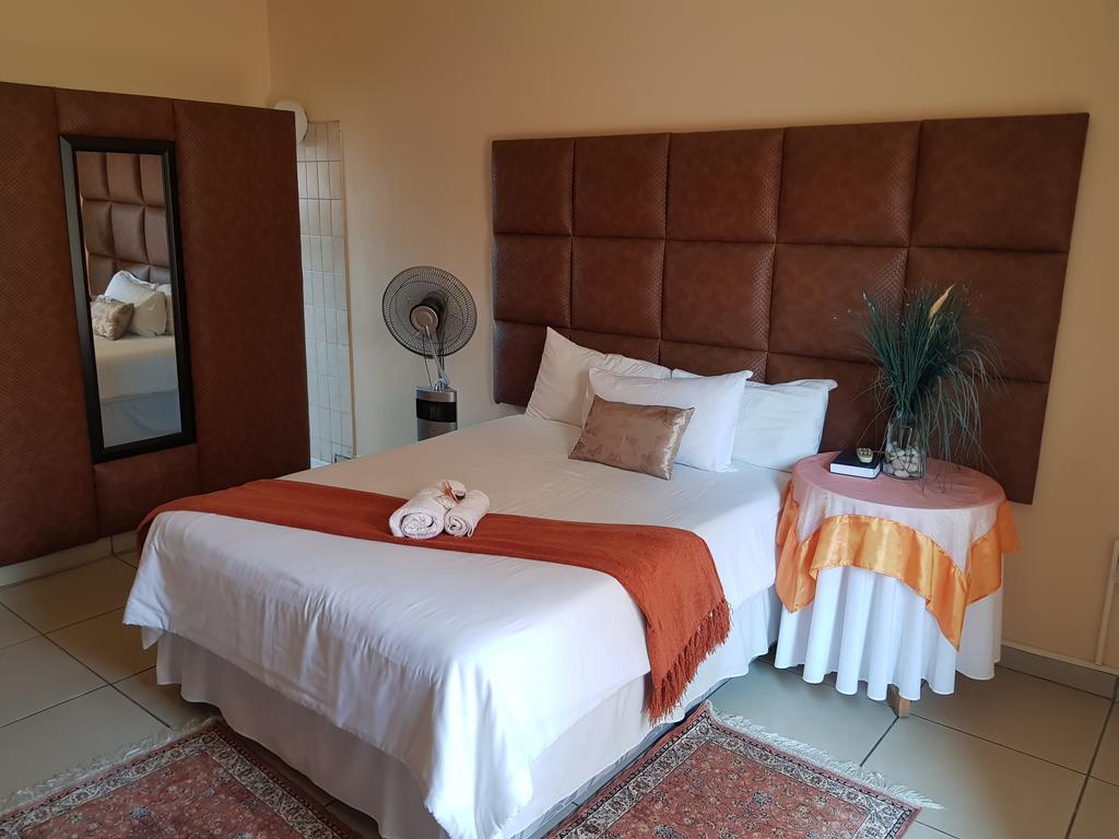 Ethen Guesthouse Polokwane Ngoại thất bức ảnh