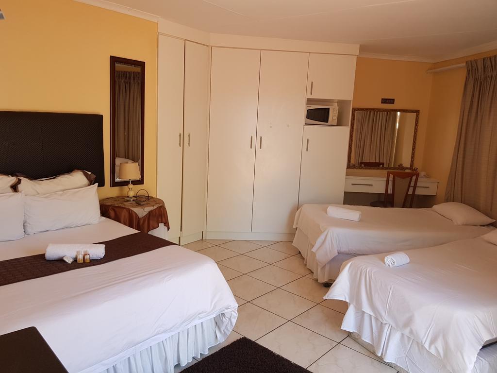 Ethen Guesthouse Polokwane Ngoại thất bức ảnh