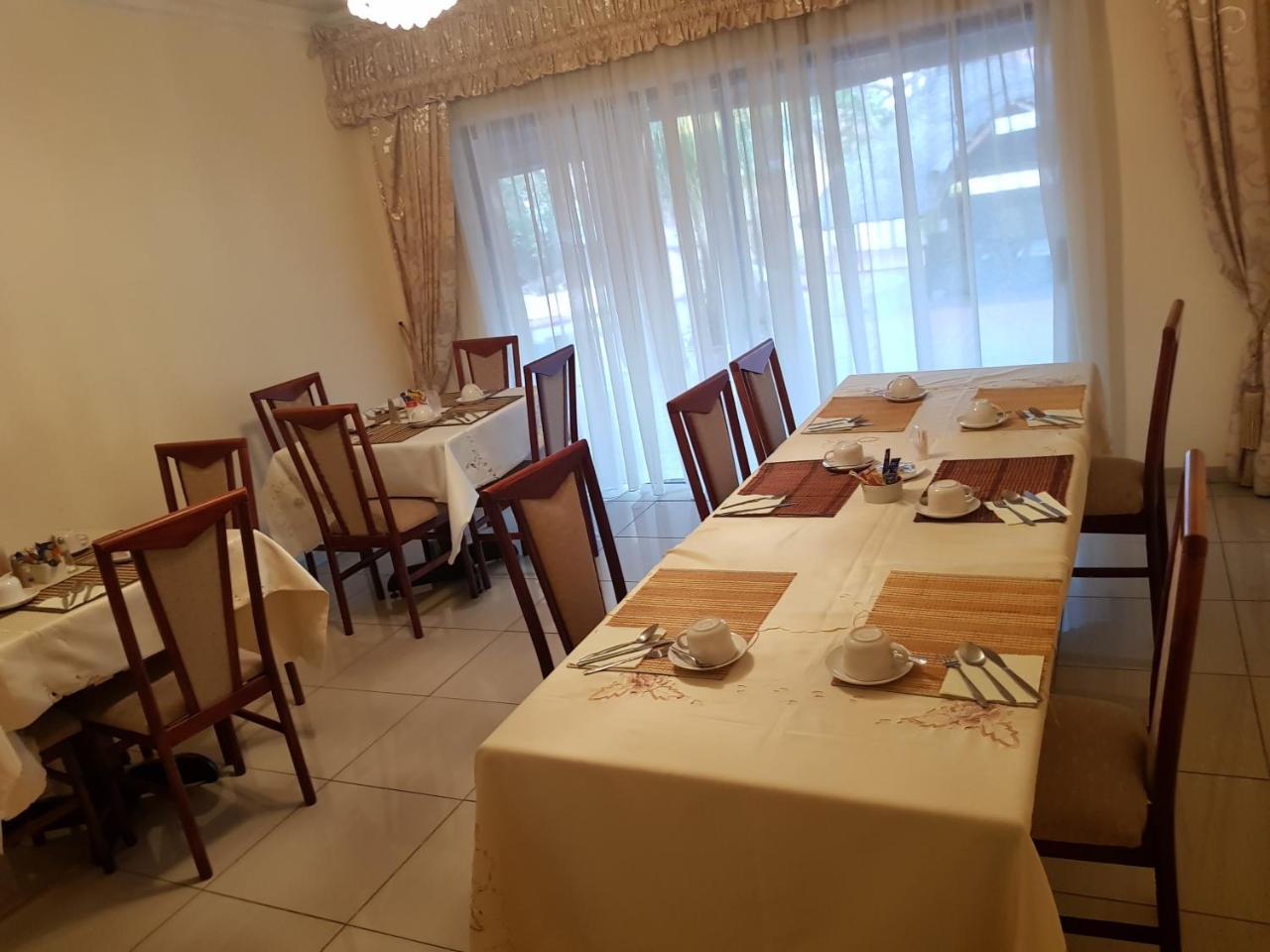 Ethen Guesthouse Polokwane Ngoại thất bức ảnh